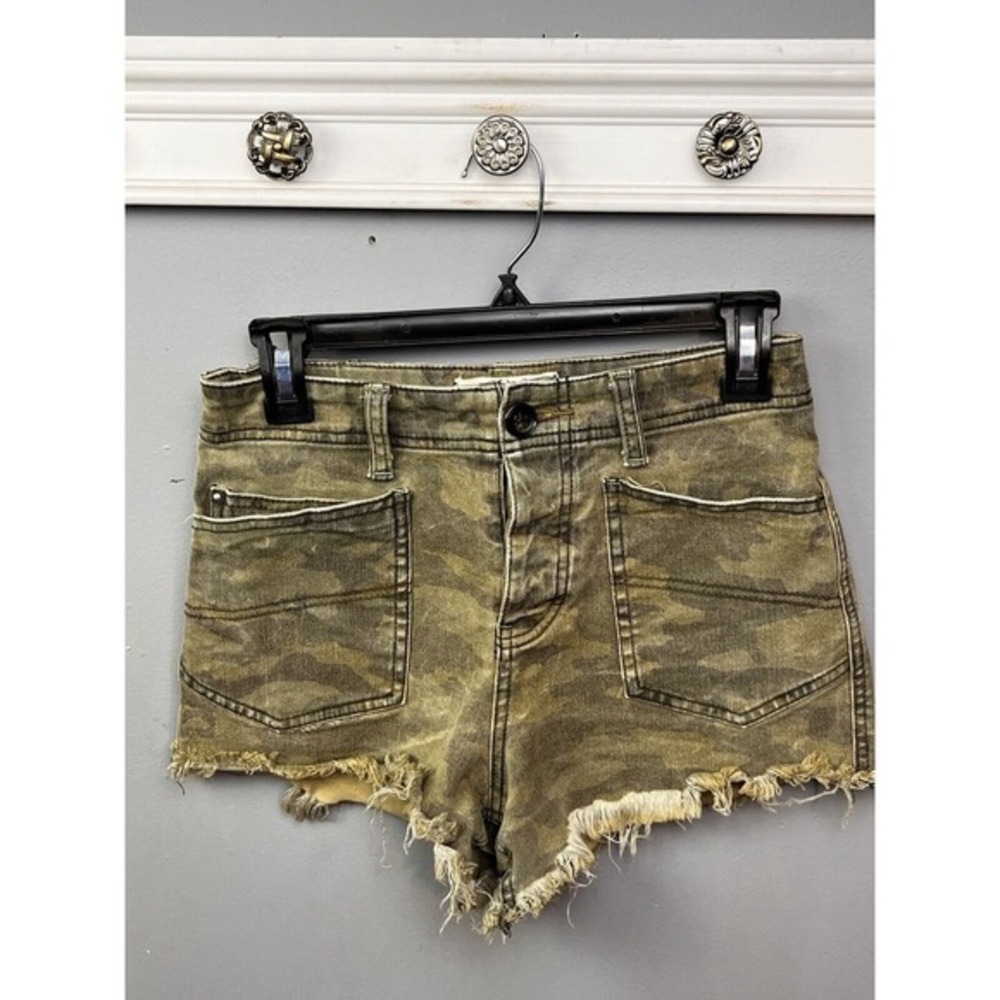 We The Free Camo Denim Cutoff Shorts Button Fly Frayed Hem Size 26